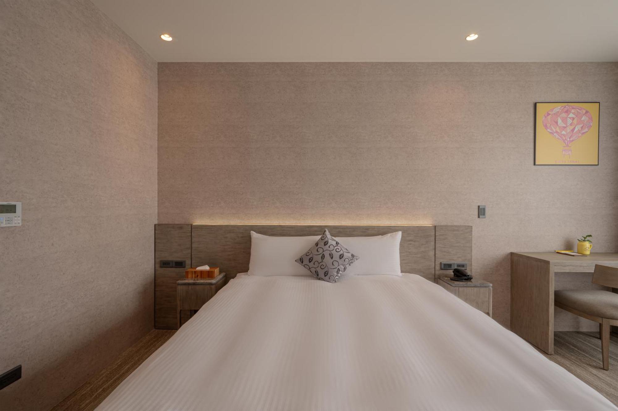 In Joy Hotel Тайчжун Екстер'єр фото